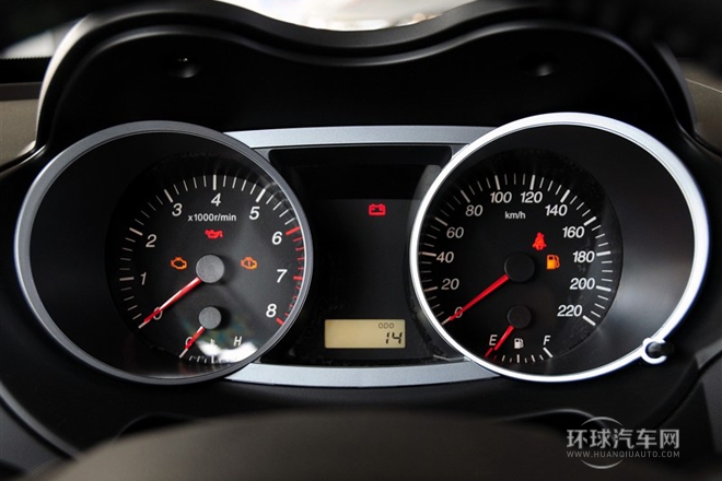 2013款 2.0L 手動都市精英型