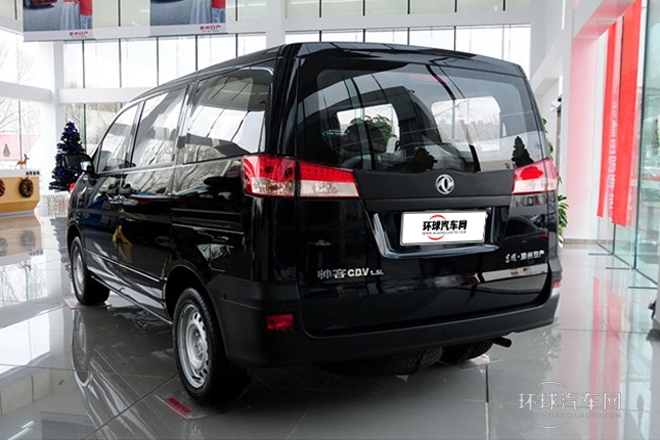 2013款 改款 1.5L 手動(dòng)標(biāo)準(zhǔn)型7座 國V