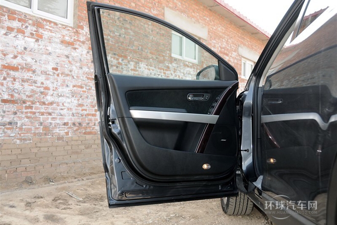 2013款2013款 3.7L 自動標準型