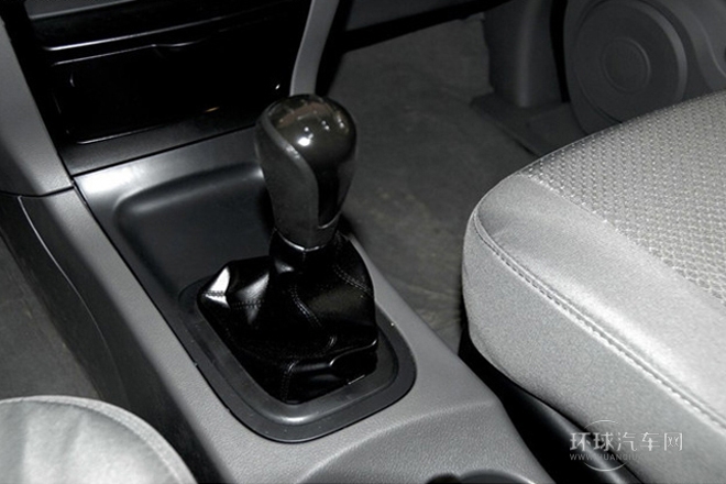 2013款 改款 1.6L 手動(dòng)商用型5座 國V