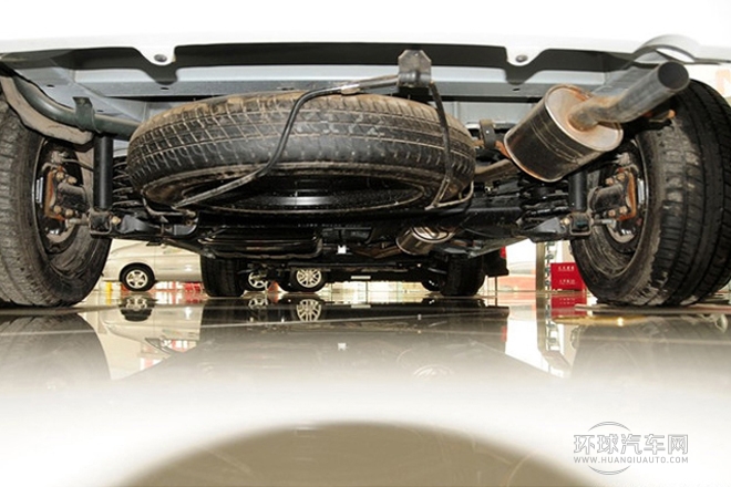 2013款 改款 1.6L 手動(dòng)實(shí)用型7座 國(guó)V