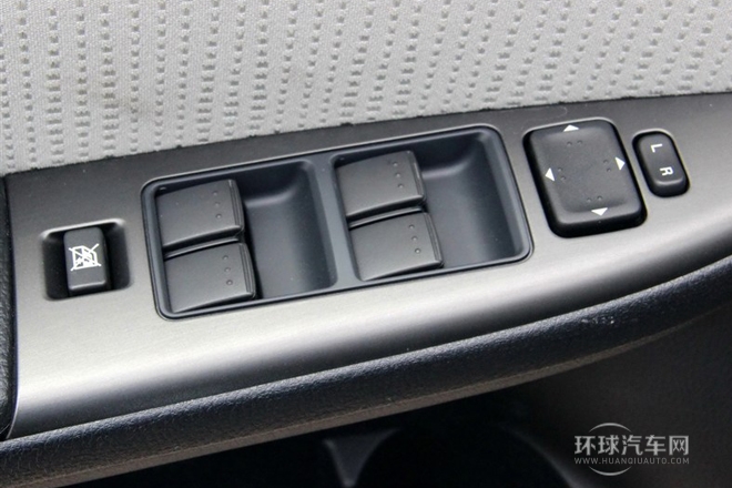 2013款 2.0L 手動(dòng)型