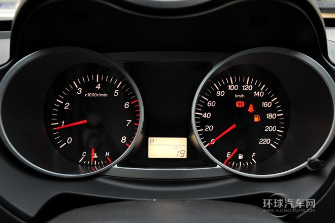 2013款 2.0L 自動(dòng)智能領(lǐng)航型