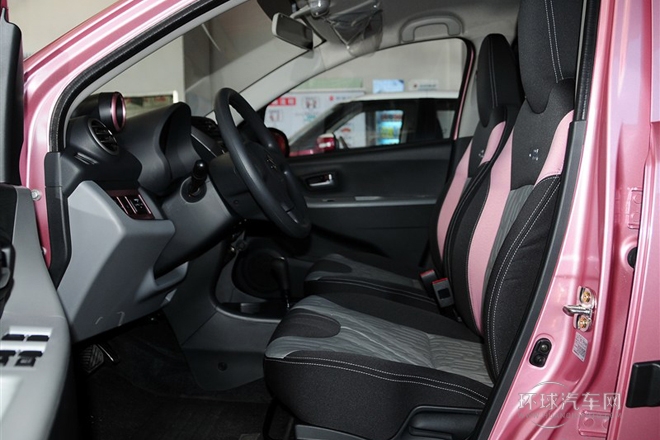 2013款 1.0L 自動(dòng)20周年限量版