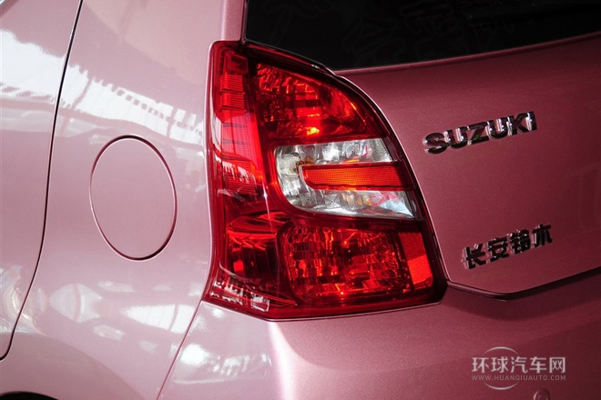 2013款 1.0L 自動20周年限量版