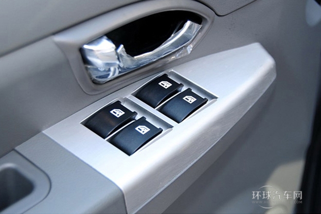 2013款 改款 1.6L 手動舒適型7座 國V