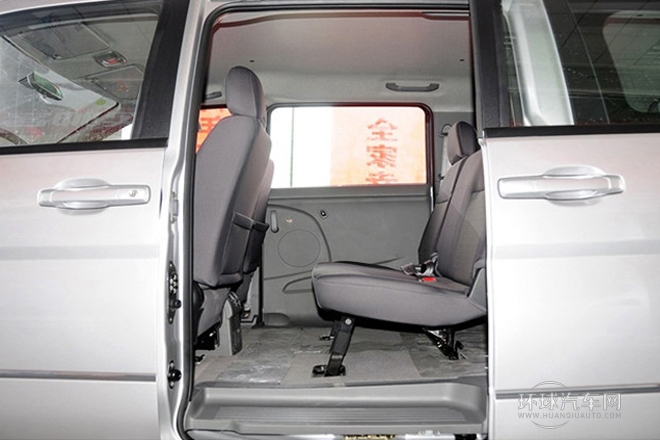 2013款 改款 1.6L 手動豪華型7座 國V