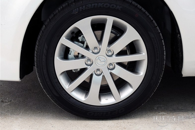 2013款 2.0L 自動時尚型