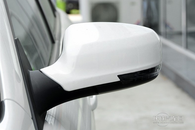 2013款 2.0L 自動時尚型