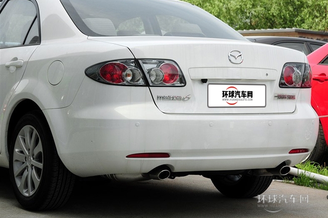 2013款 2.0L 自動時尚型