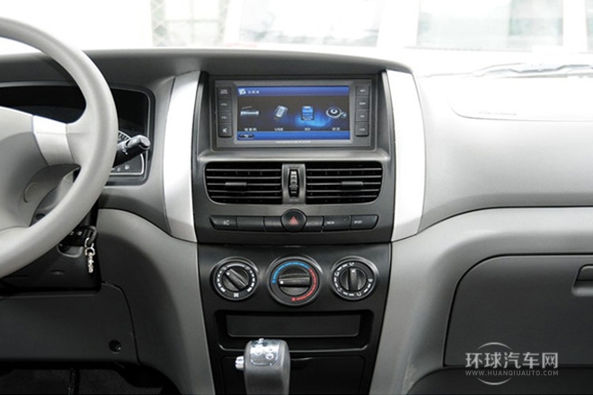 2012款 2.0L 自動豪華型7座