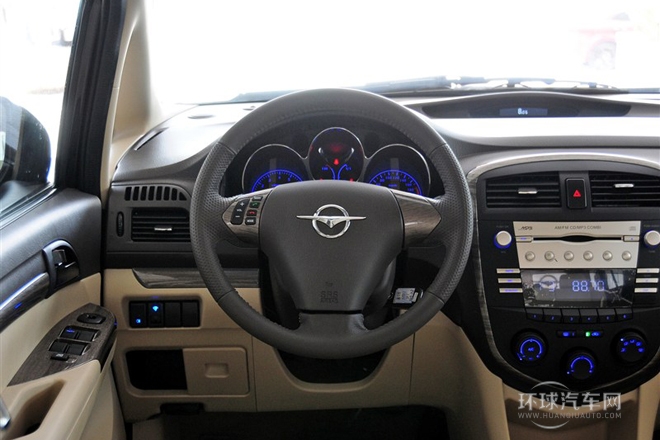 2014款 1.6L 自動7座樂享版