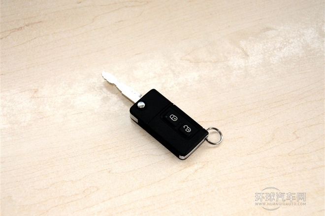 2014款 1.6L 手動7座創想版