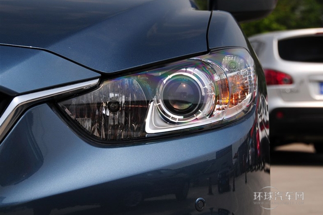 2014款 2.0L 藍天豪華版