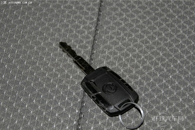 2011款 1.6L 手動(dòng)商用型5座