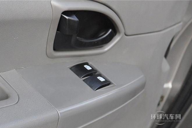 2011款 1.6L 手動商用型5座