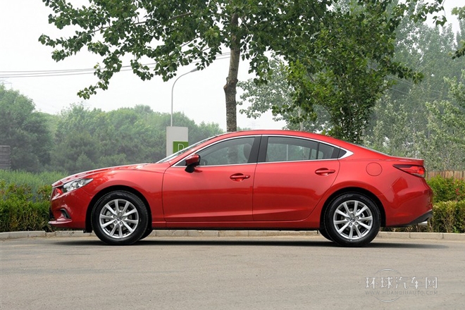 2014款 2.0L 藍(lán)天時尚版