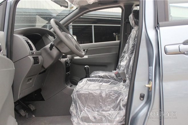 2011款 1.6L 手動(dòng)豪華型7座