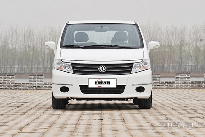 2011款 2.0L 手動(dòng)舒適型7座