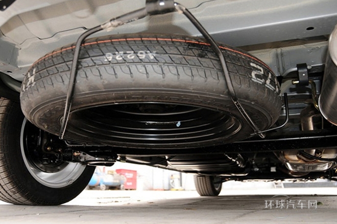 2011款 2.0L 手動(dòng)豪華型7座