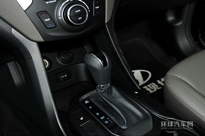 2013款 改款 3.0L 四驅豪華版 歐V