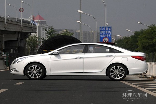 2014款 2.4L 自動豪華版 國IV