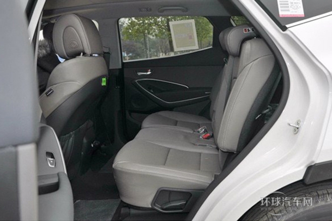 2013款 改款 3.0L 四驅舒適導航版 歐V