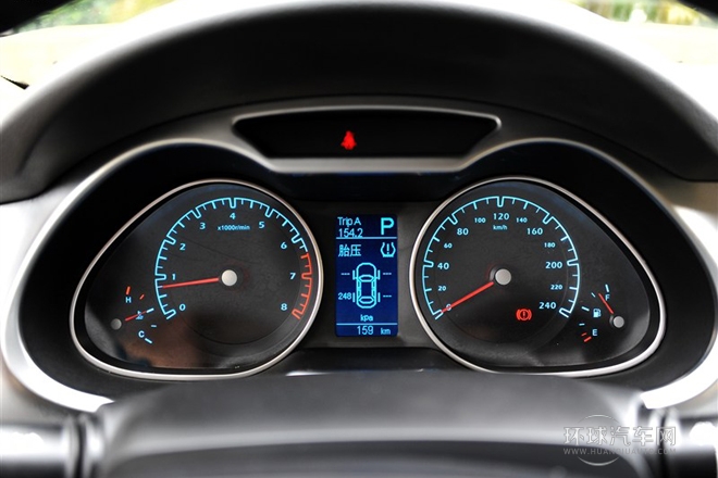 2014款 2.0L 自動豪華型