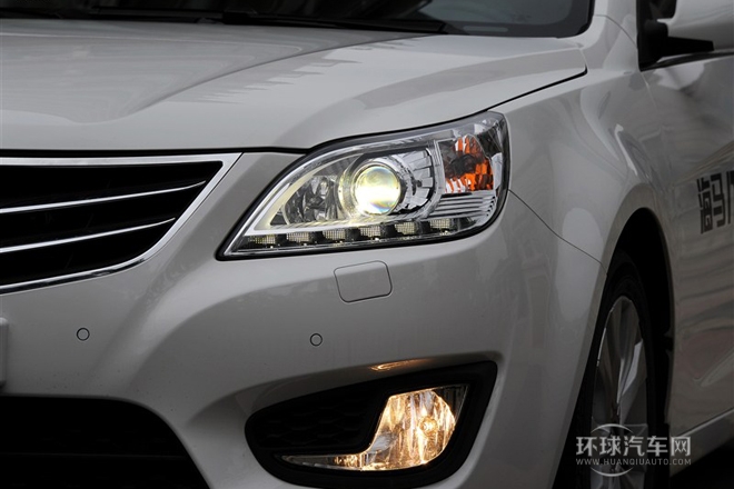 2014款 2.0L 自動豪華型