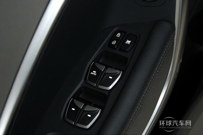 2013款 改款 3.0L 四驅(qū)舒適版 歐V