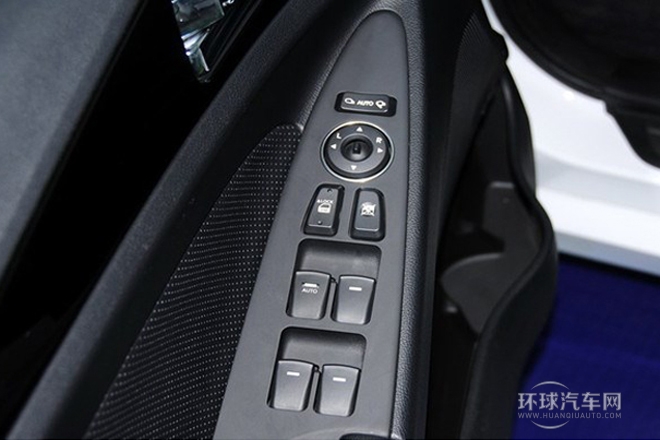 2014款 2.4L 自動領(lǐng)先版 國V