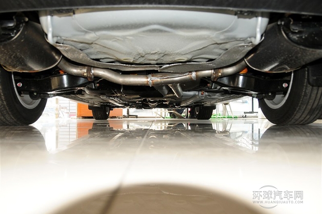 2014款 2.0L 手動舒適型