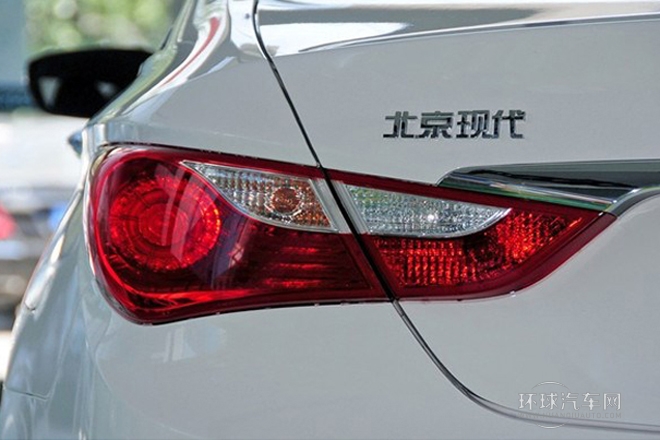 2014款 2.4L 自動領先版 國V