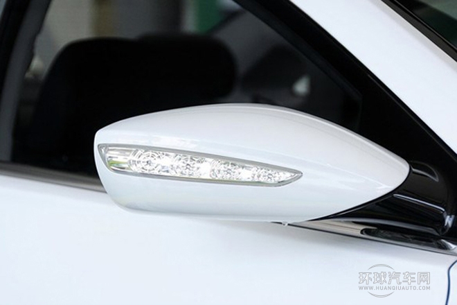 2014款 2.4L 自動(dòng)領(lǐng)先版 國(guó)V