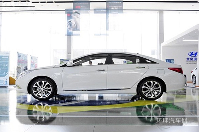 2014款 2.4L 自動領先版 國V