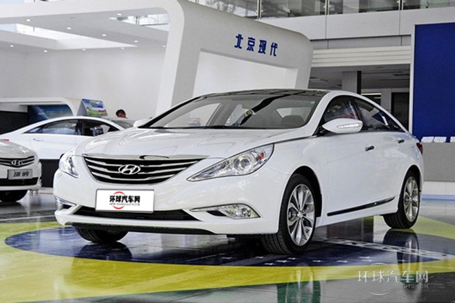 2014款 2.4L 自動(dòng)領(lǐng)先版 國(guó)V