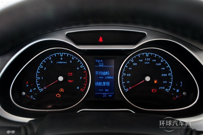 2014款 2.0L 手動舒適型