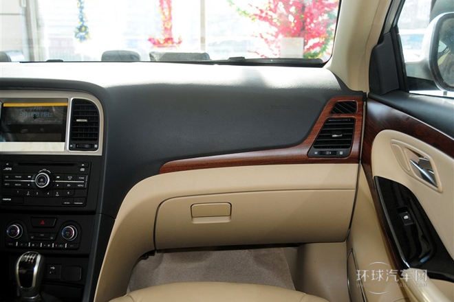 2014款 2.0L 手動舒適型