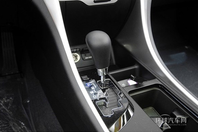 2014款 2.4L 自動(dòng)豪華版 國(guó)V