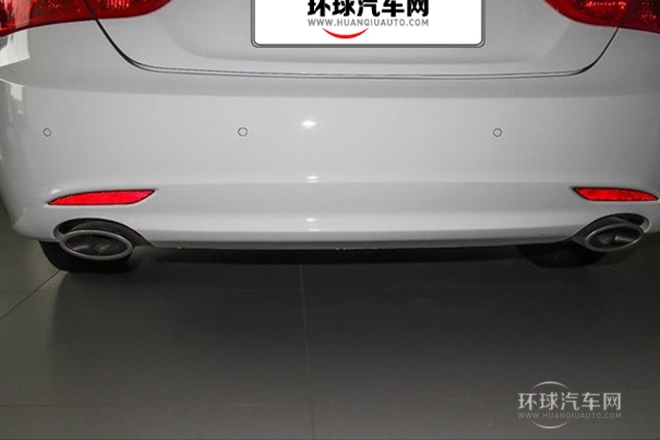 2014款 2.4L 自動(dòng)豪華版 國(guó)V