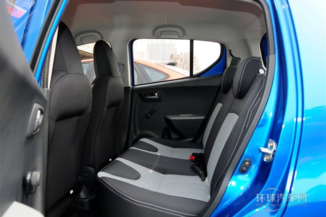 2013款 1.0L 手動舒適型