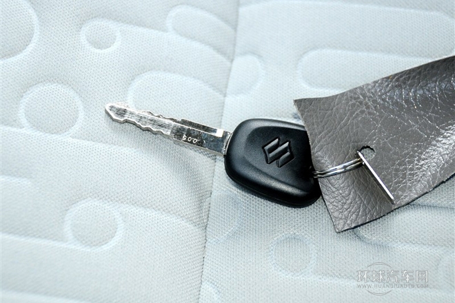 2013款 1.0L 手動實用型