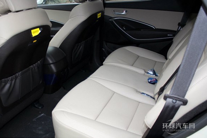 2013款 改款 3.0L 四驅(qū)舒適導(dǎo)航版 歐IV