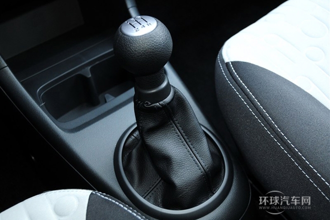 2013款 1.0L 手動實(shí)用型