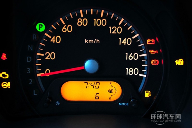 2013款 1.0L 自動豪華型