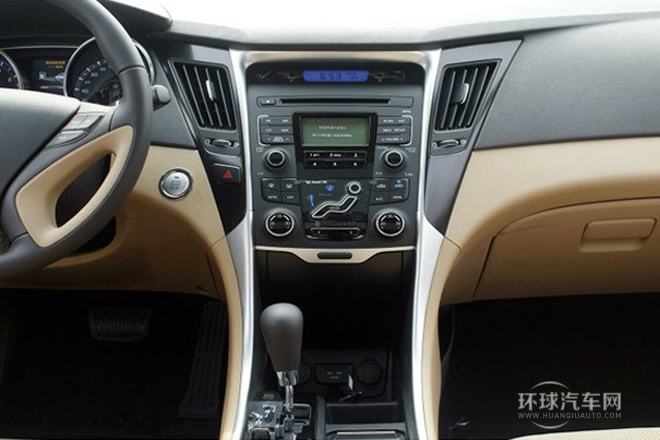 2014款 2.0L 自動豪華版