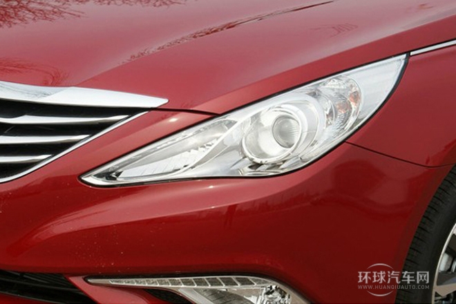 2014款 2.0L 自動豪華版