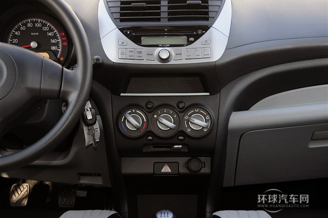 2013款 1.0L 手動豪華型