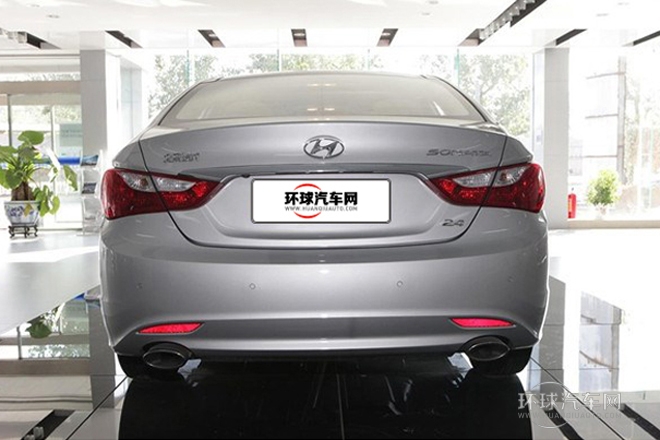 2013款 2.0L 自動(dòng)尊貴版