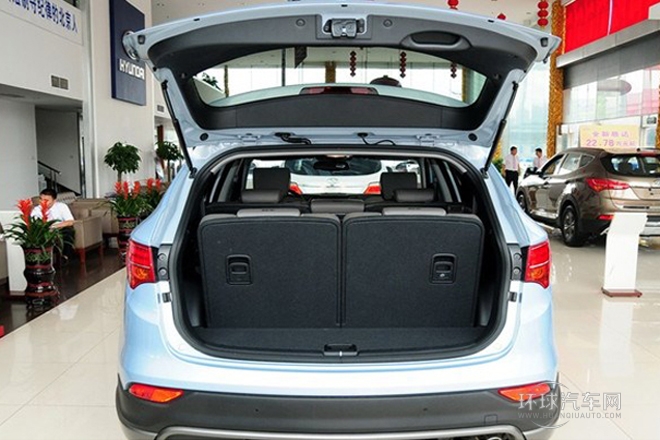 2013款 2.2T 四驅旗艦版 7座